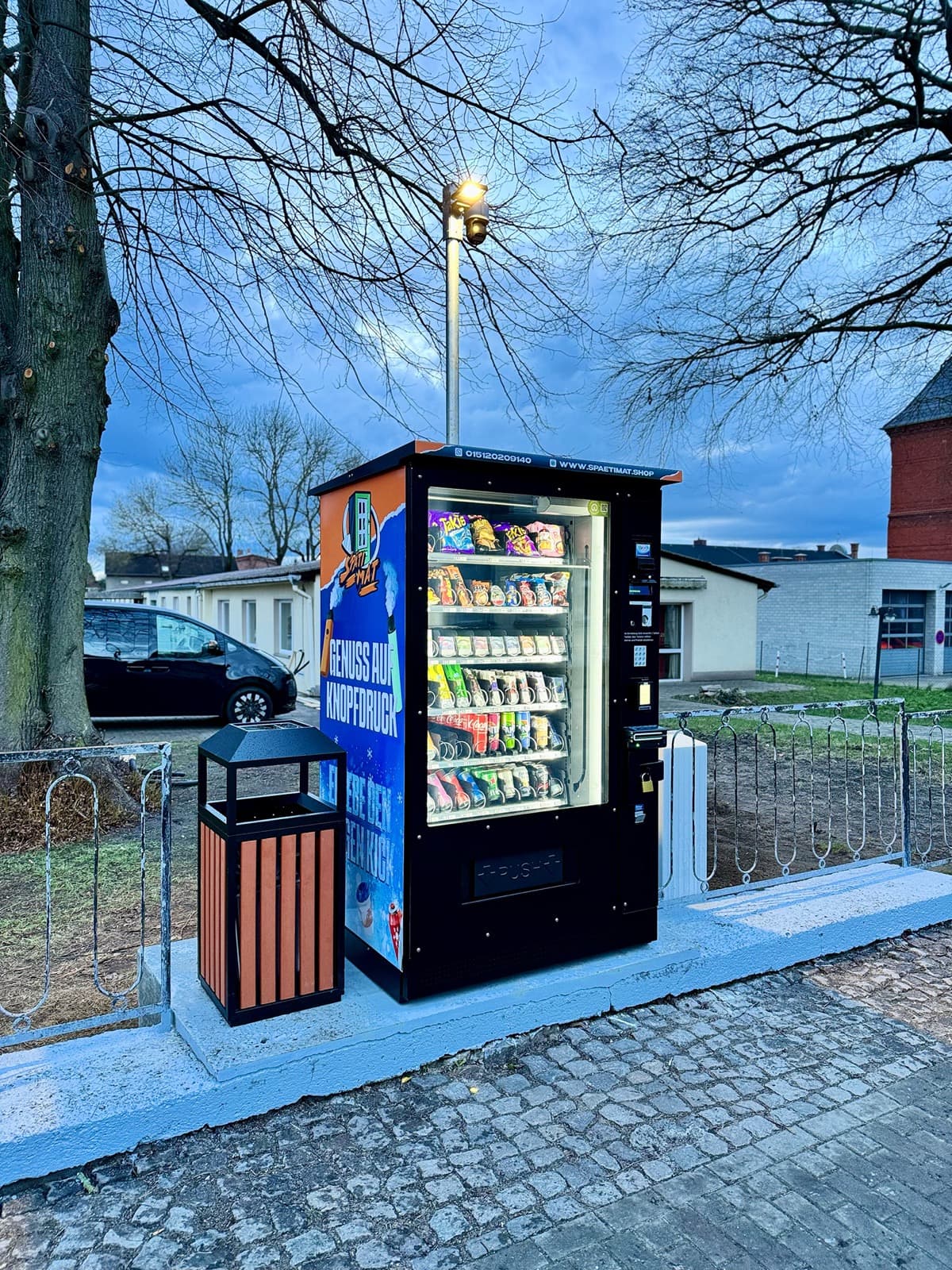 SpätiMat Outdoor-Automat an einem echten Standort